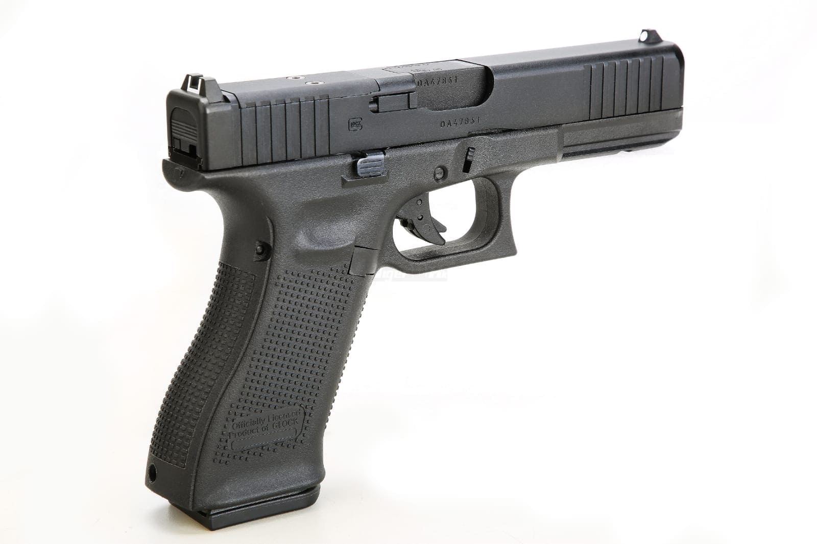 Umarex Licensed Airsoft Glock 17 Gen 5 MOS Gas Blowback Pistol by SRC – Green Gas | Umarex USA